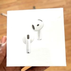Apple AirPods with Active Noise Cancellation